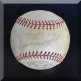 C37. 1970s Baseball signed by Carl Yastrzemski, Carlton Fiske and others. 